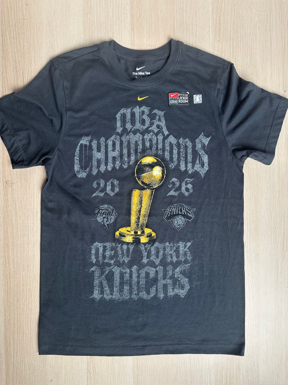 Official Nike x New York Knicks NBA 2026 Championship Grey Tee - Size S - New